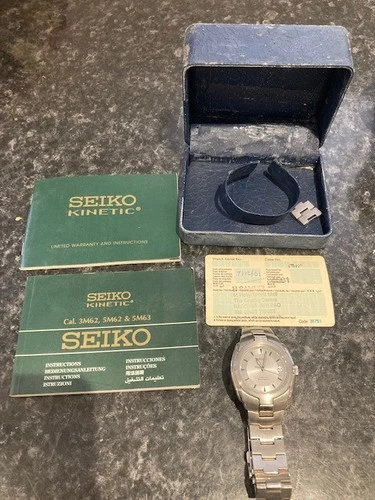 seiko kinetic mens watch vintage,  unused and  never worn