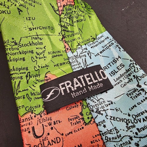 Corbata de avión Fratello hecha a mano mapa del mundo hecha en Corea excelente usada - Imagen 4 de 5
