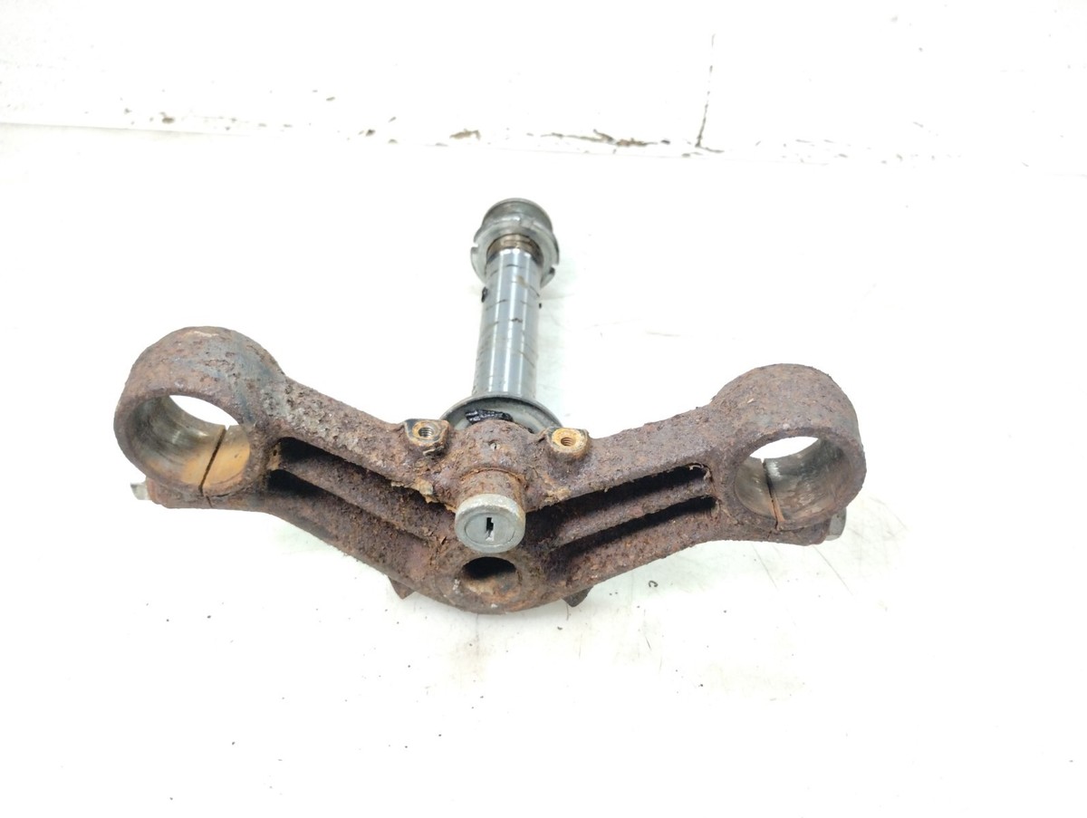 1977 Kawasaki KZ1000 LTD Lower Triple Tree Steering Stem