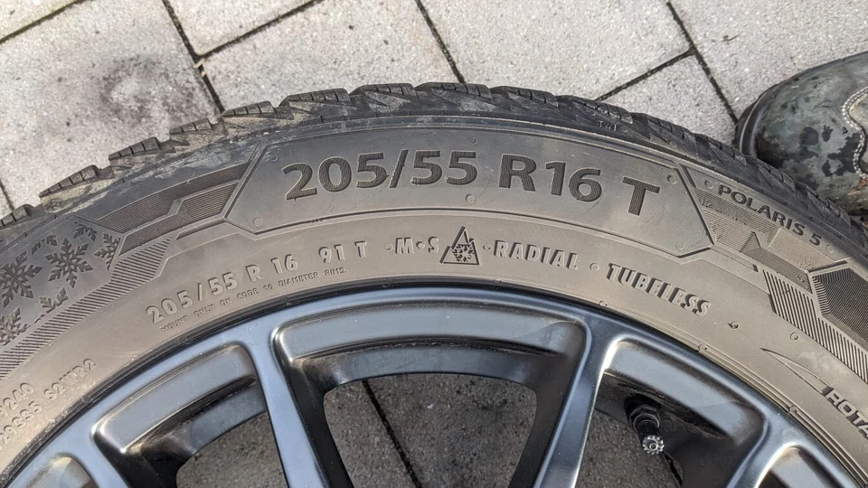 4 Alu Alutec 205/55/R16T kpl Räder Hyundai I30 Barum  Polaris 6 Winterreifen - Bild 2 von 4