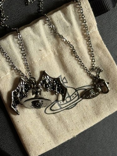 Vivienne Westwood pendant bat necklace brass chain Brand new no box - 第 2/4 張圖片
