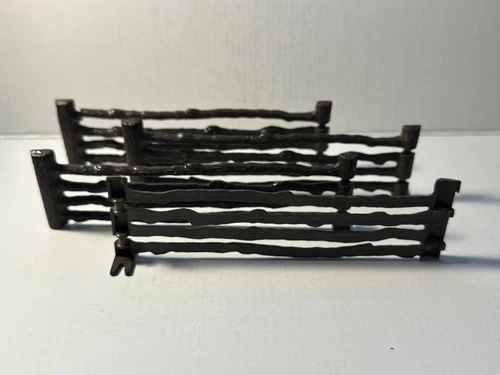 Marx 1950/60's plastic playset brown fencing.  All is good shape.  four total