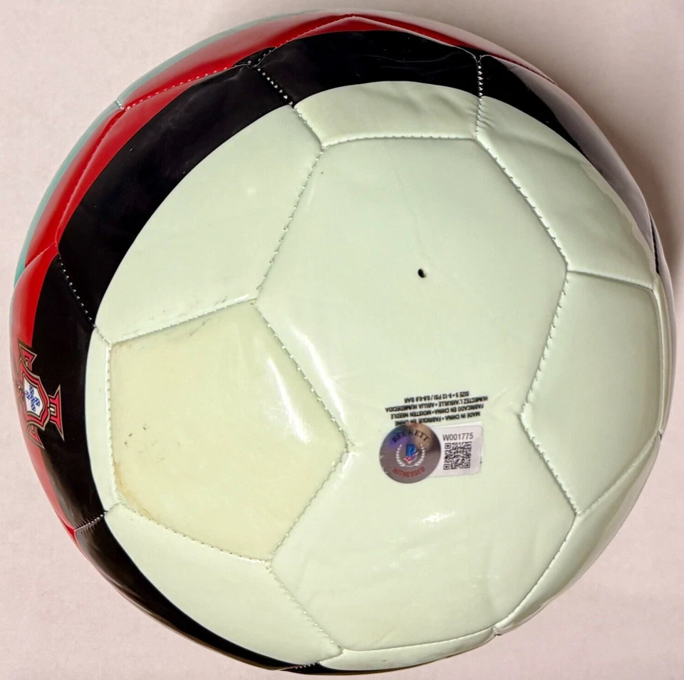 CR7 Cristiano Ronaldo Signed Portugal Nike Ball Beckett BAS Witnessed - Image 4 of 4
