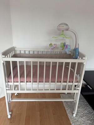 Filikid Beistellbett mit Rollen inklusive Matratze von Alvi und Mobile 