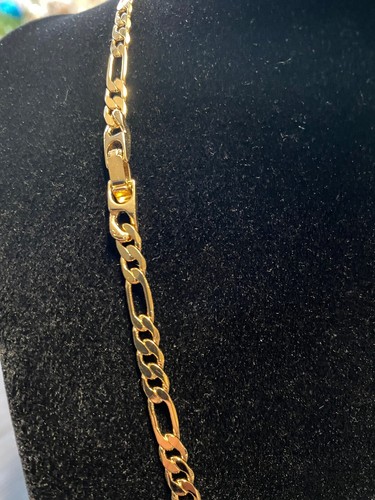 18-inch Gold Bonded Chain - 5mmdc Figaro Design - 18k Layered Gold - Picture 2 of 2