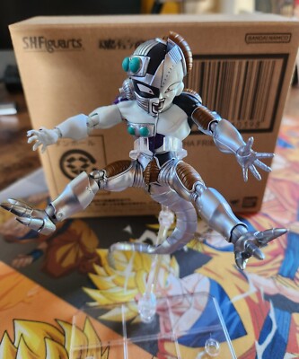 NEW In BOX BANDAI S.H.Figuarts Dragonball Z Mecha Frieza