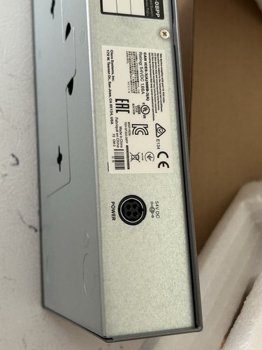 Cisco SF302-08PP Small Business 8 Port 10/100PoE+ Managed Switch New w Cable - Picture 3 of 10