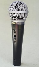 Akai Professional Amc10 Dynamic Switched Wired Microphone With Soft Bag
