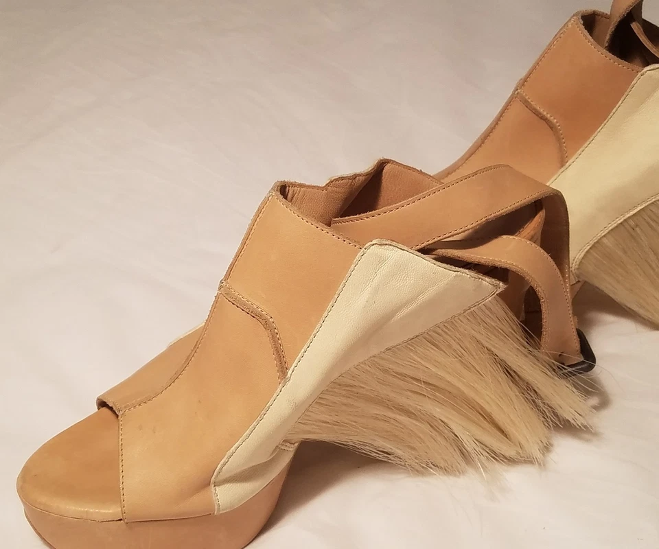 Sandalias de plataforma de cuña LD Tuttle envolventes pelo de pony desnudo cuero 8-8,5 funky 39,5 Foto 4 de 4