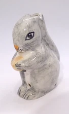 Babbacombe BLP Pottery ENGLAND * Cute Gray Squirrel * Pie Bird Vent/Funnel