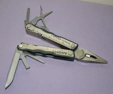 Leatherman Fuse Silver Multi-Tool Knife Pliers, Scissors & Other Tool--New Other