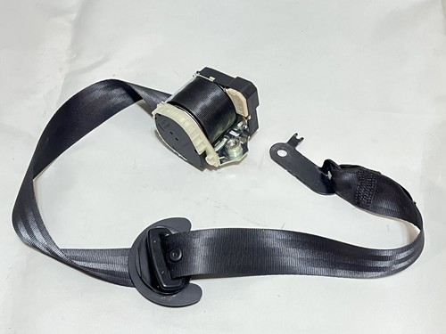 VW Touran 1T3 Sicherheitsgurt Gurt links hinten 1T0857805D