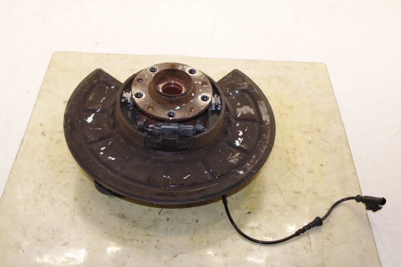 2014-16 Maserati Ghibli S Q4 3.0L AWD Rear Passenger RH Side Spindle Knuckle Hub