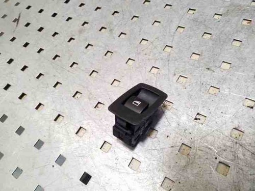 BMW 3 Touring E91 Schalter für Fensterheber hinten links 6945874 26070656