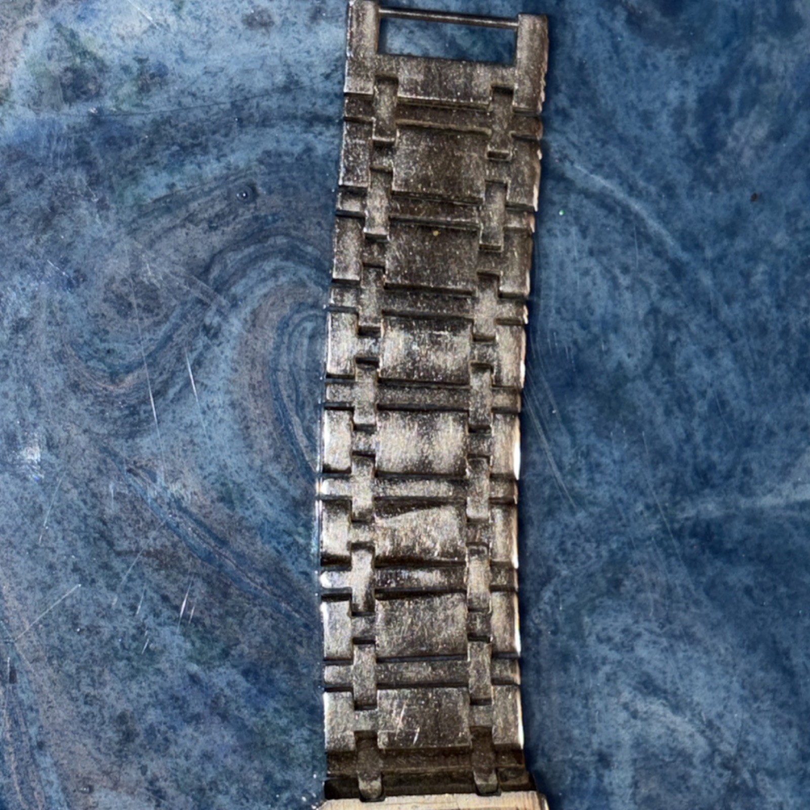 Regency Diamond Indices Quartz Rectangle Gold Cas… - image 5