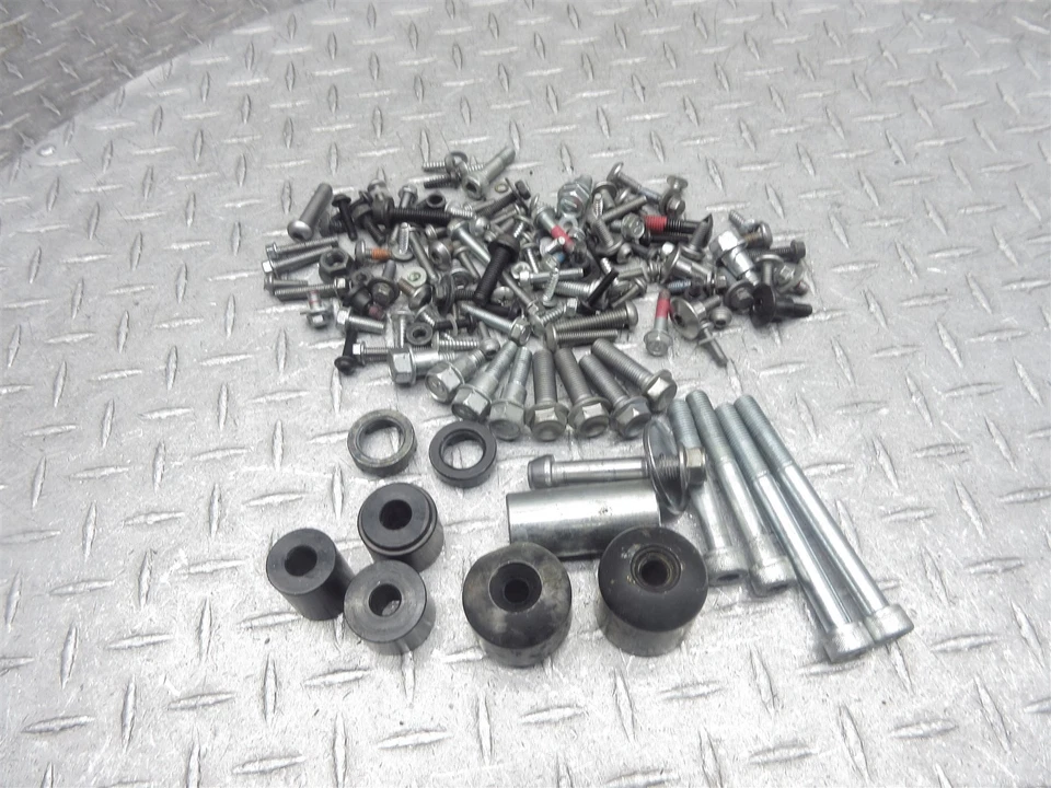 Лот товаров 2018 17-20 Kawasaki Ninja 1000 ZX1000 OEM гайки болты крепежные винты разные - Изображение 3 из 4