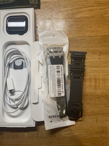 Apple watch series 9 45mm gps - Picture 2 of 12