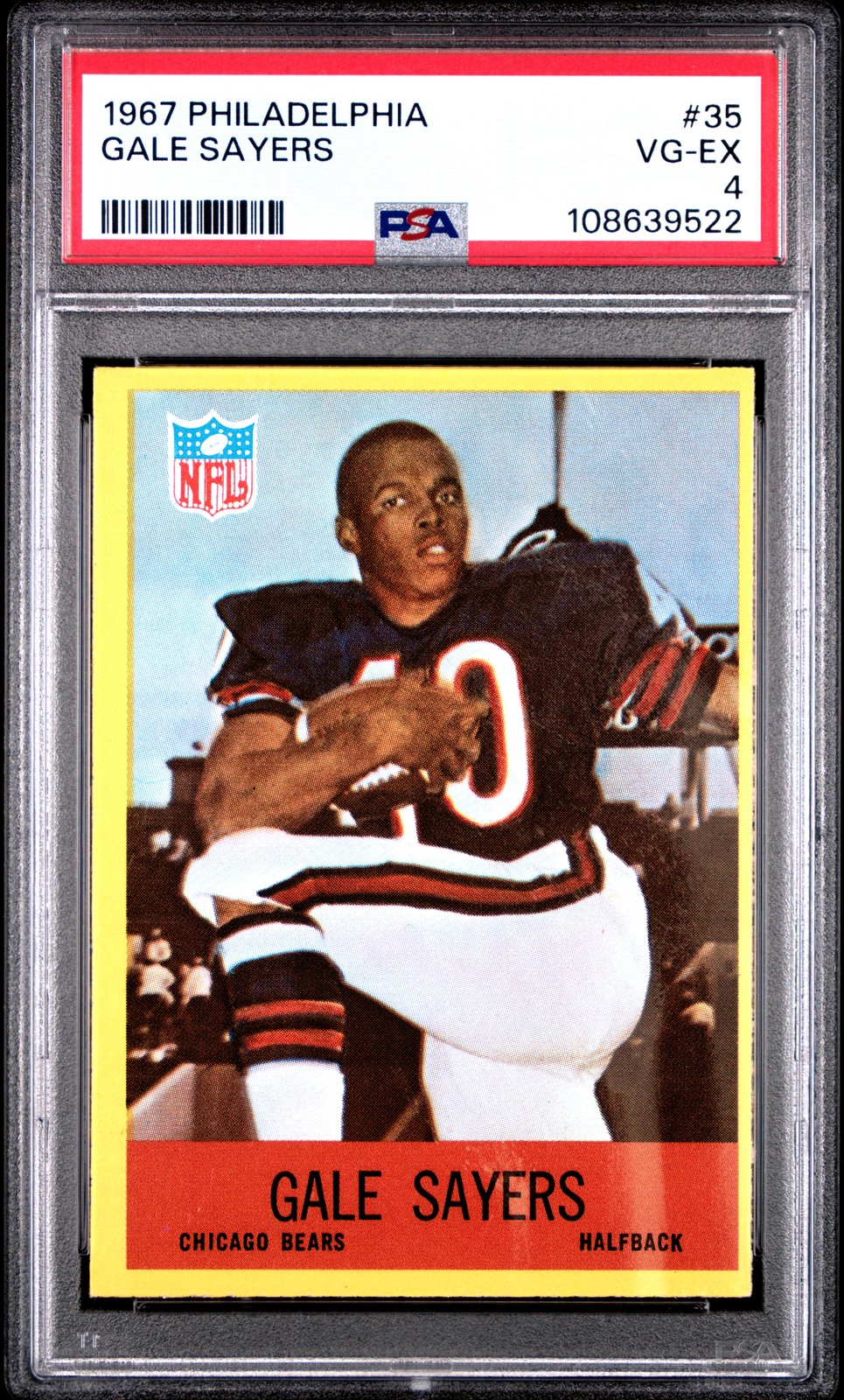 1967 PHILADELPHIA #35 GALE SAYERS PSA 4