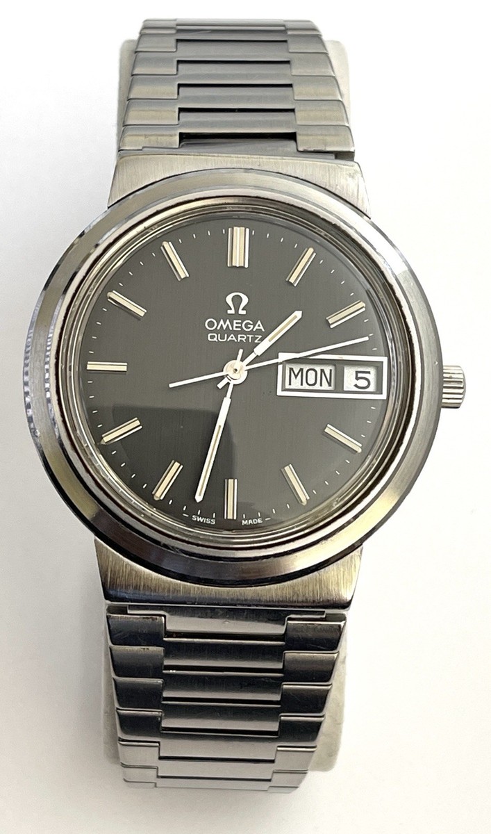 Vintage Omega Watch Quartz Day Date 8 Jewels movement 1310