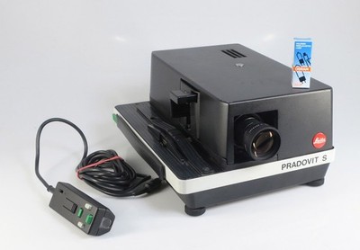 LEITZ LEICA PRADOVIT S DIAPROJEKTOR MIT KABELFERNBEDIENUNG 250 WATT LAMPE
