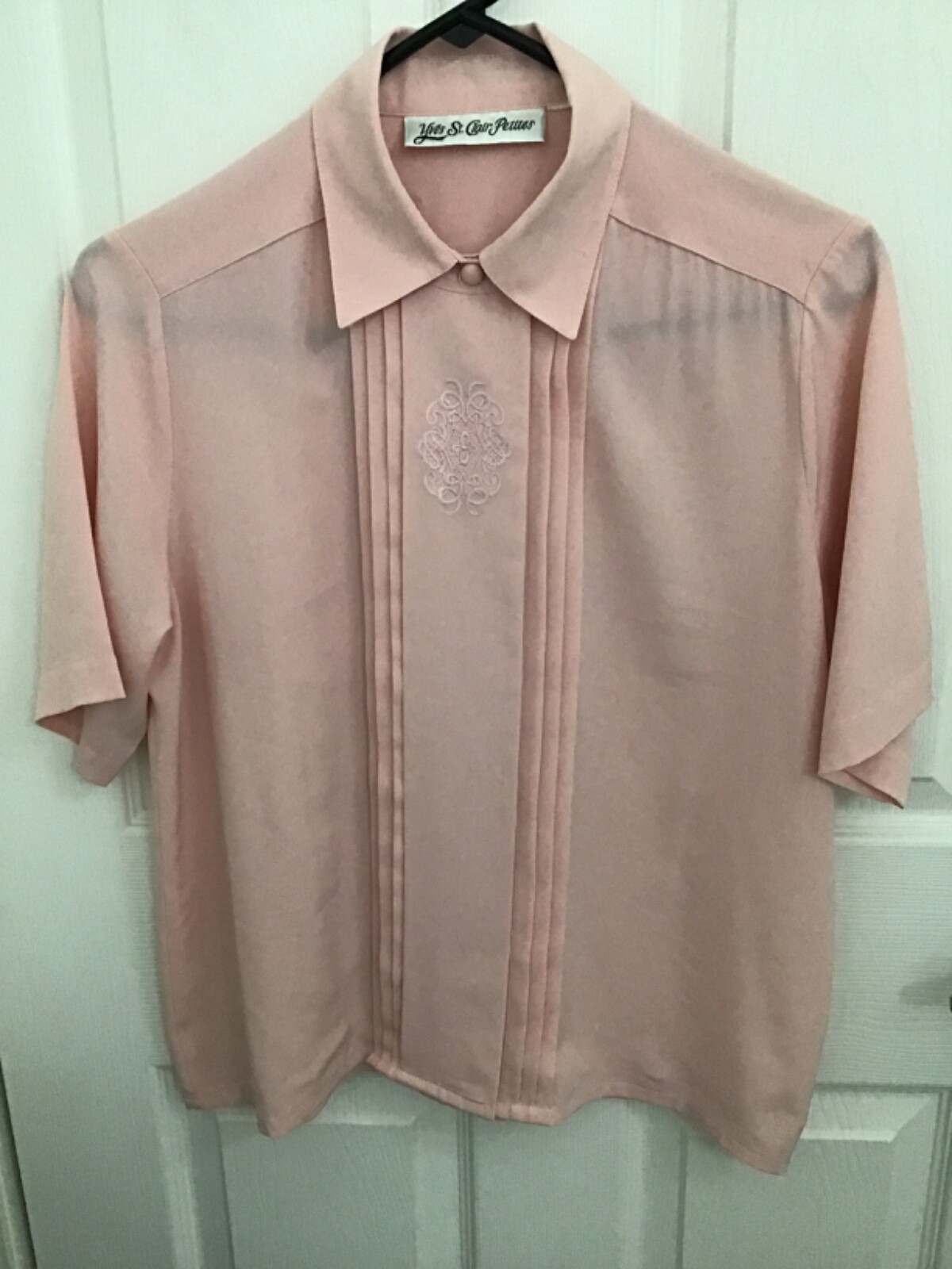 SAINT LAURENT Camicia Yves St. Clair Petite donna rosa a pieghe ricamata S S
