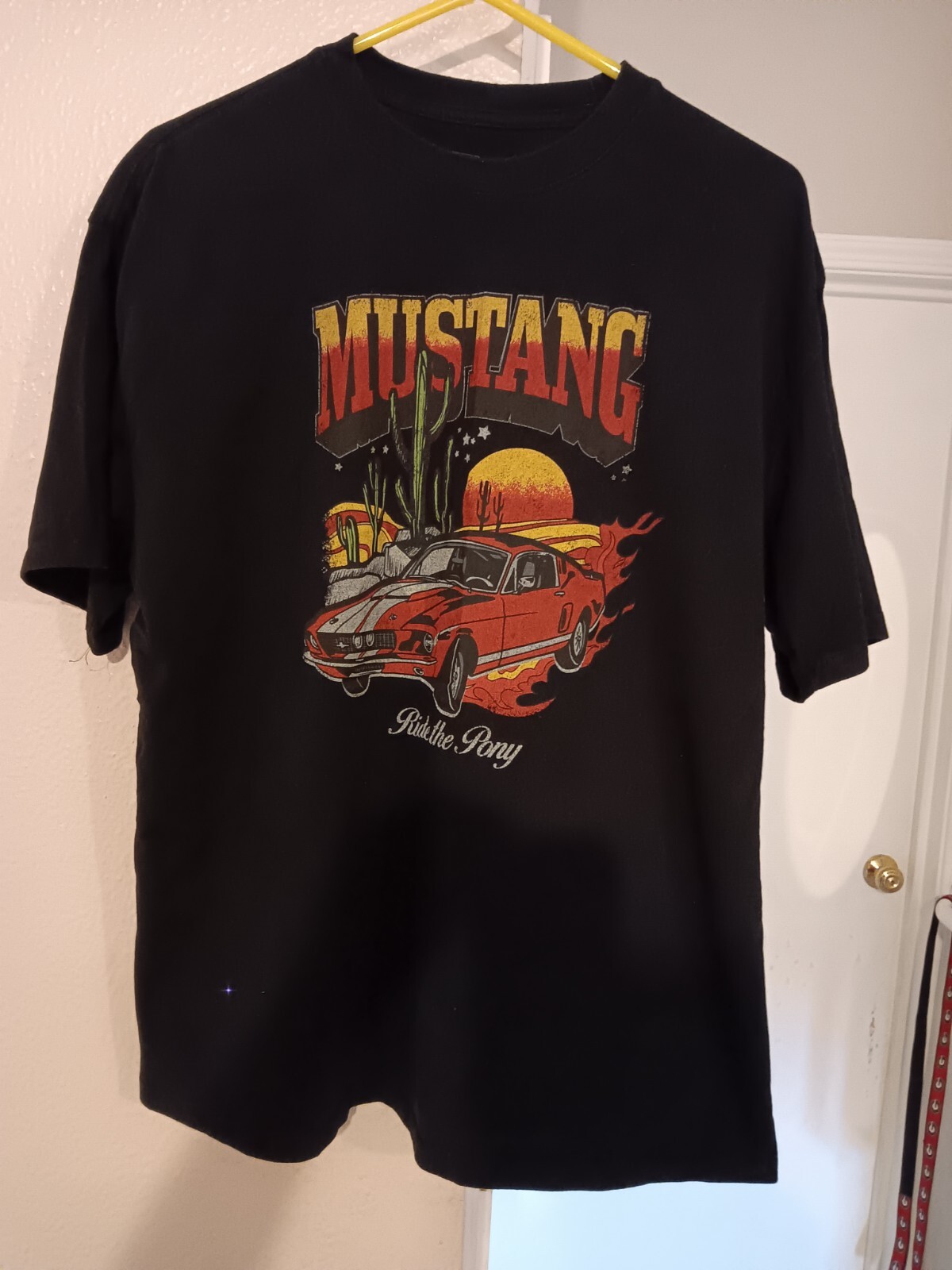 T shirt nera taglia grande Ford Mustang "Ride the Pony