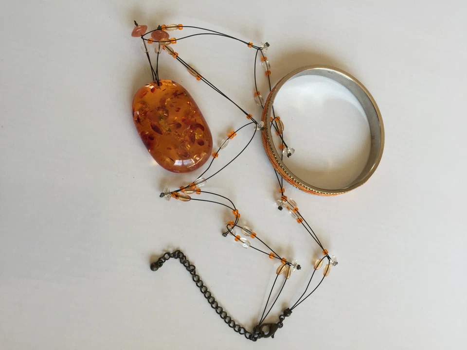 Colar pingente âmbar aparência original vintage e pulseira de prata delicadamente graciosa - Imagem 4 de 4