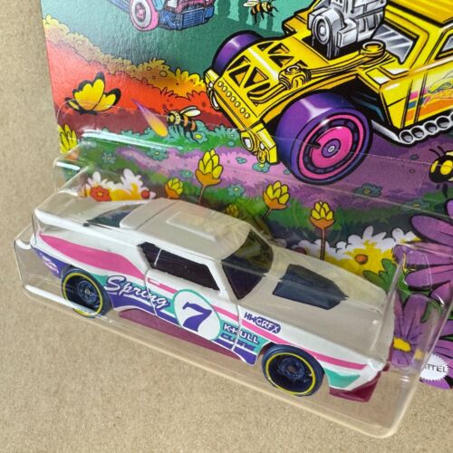2025 Hot Wheels Easter Spring Complete Set Of 5 1:64 Scale Diecast Cars - Picture 11 of 12
