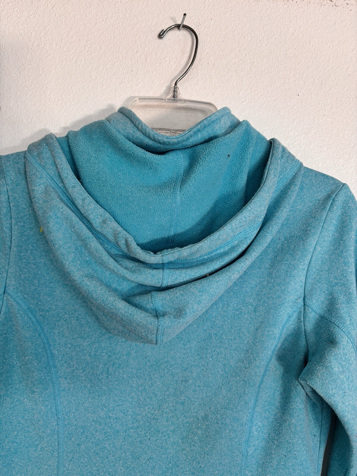 Felpa Fila donna piccola blu chiaro con cappuccio atletica con tasca segreta