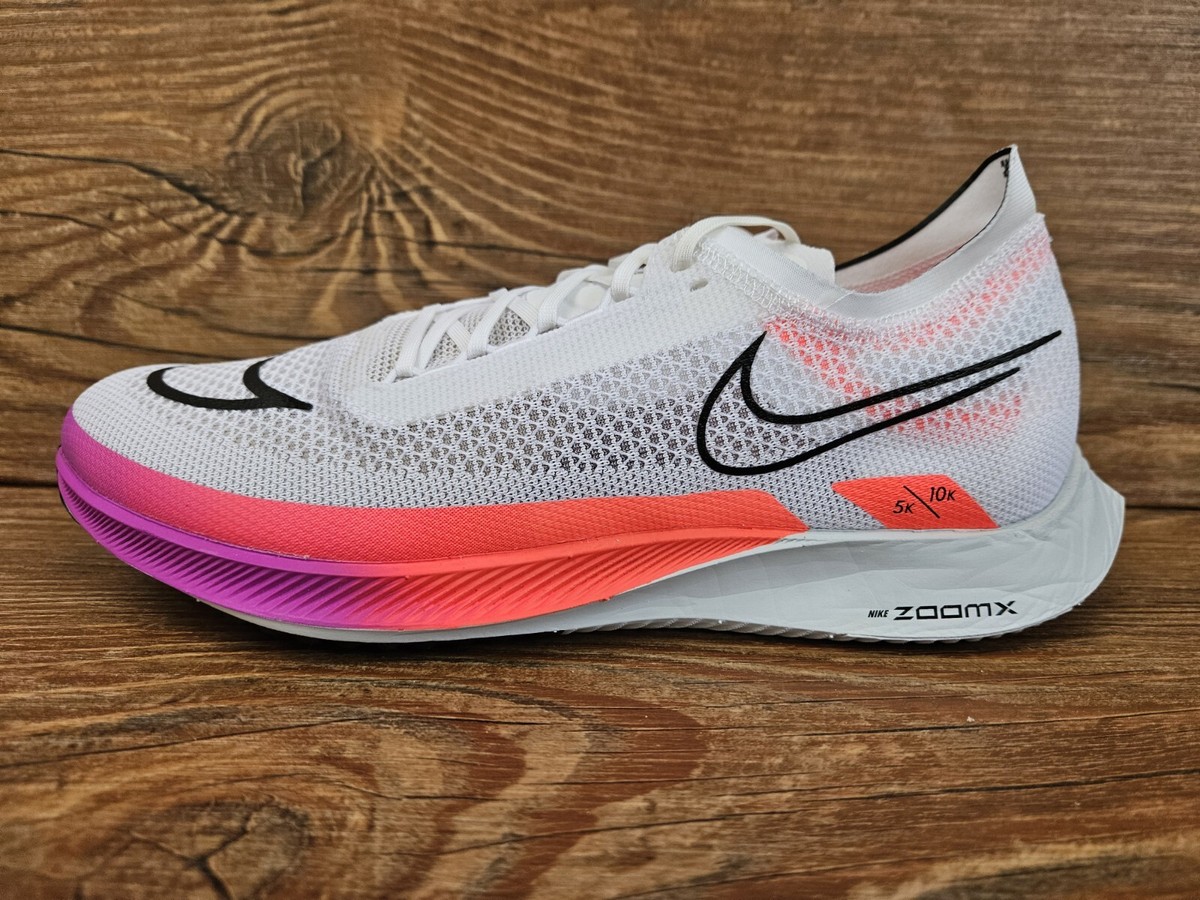 Mens Nike ZoomX StreakFly Shoes White Flash Crimson Hyper Mens Nike ZoomX StreakFly Shoes White Flash Crimson Hyper