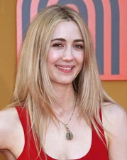 Madeline Zima 8X10 Glossy Photo Picture   MZ2