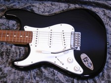 Fender Player Stratocaster PF gaucher BLK o15284
