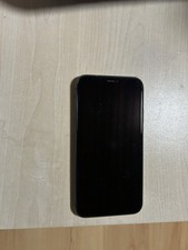 Apple iPhone 11 64GB Schwarz, 75% Batteriezustand