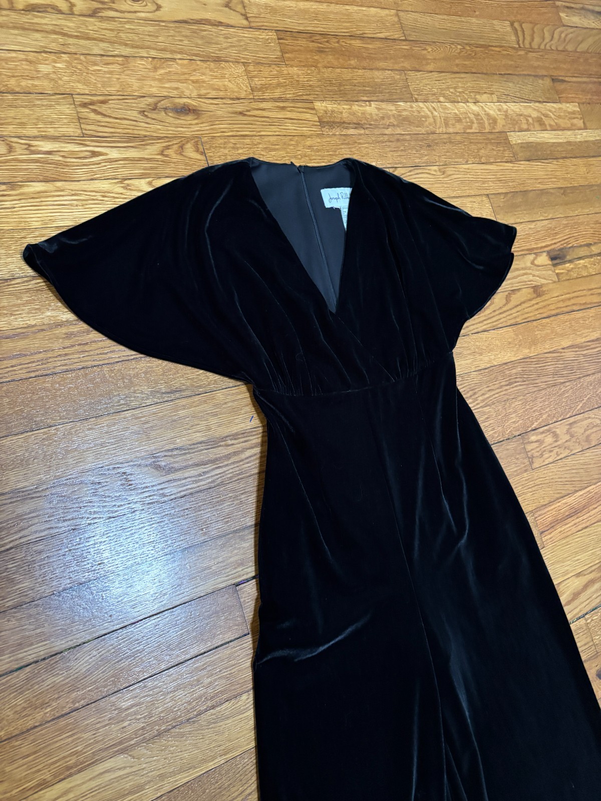 Picture 2 of 4
