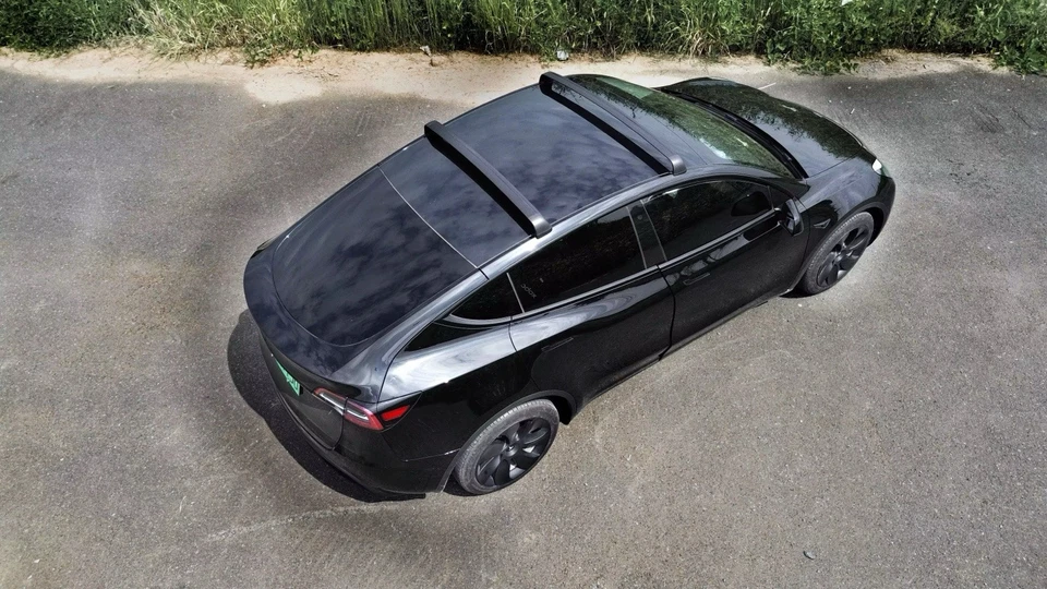 Tesla Model Y roof racks Cross Bar- Arcadia Racks - image 2 of 4