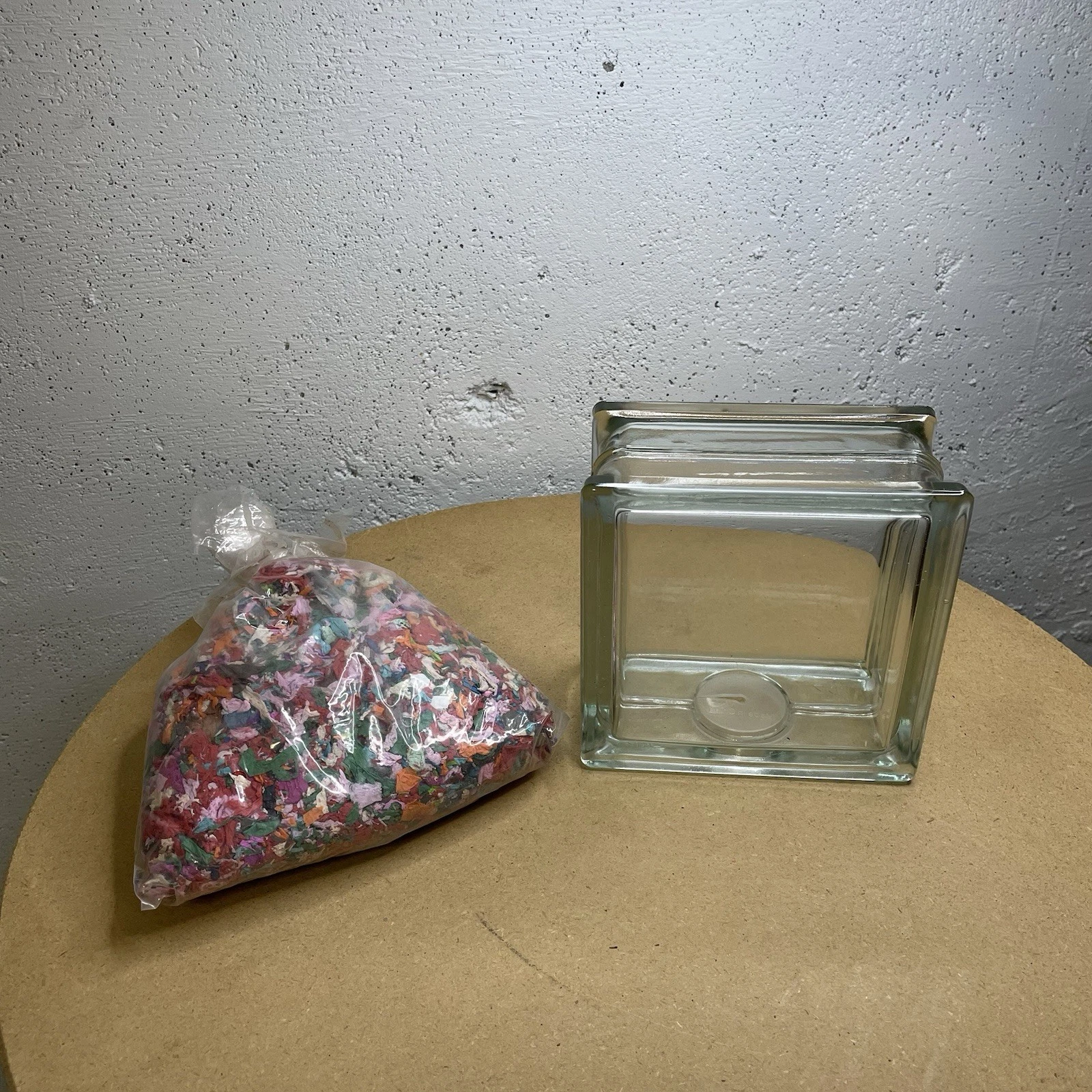 Clear Glass 5.5”x5.5”x3” Decor-Comes With Confetti To Fill Glass-Free Shipping