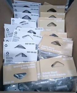 LOT Of 29 Home Depot Outside Mount Roller Shade Brackets w Screws 1007 478 439