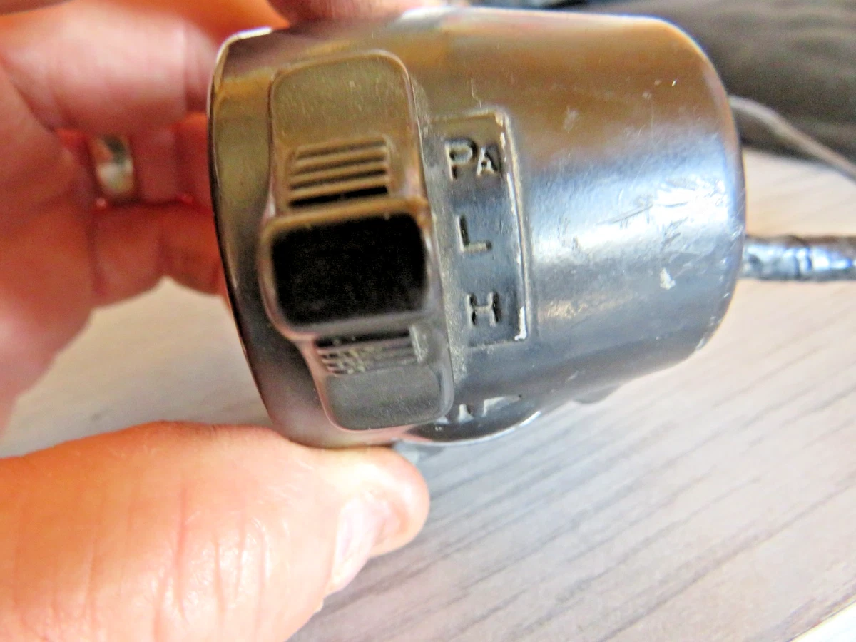 スイッチライト 1972 Z1 900 Early Kawasaki Z1900 1973 Zed Headlight Switch left