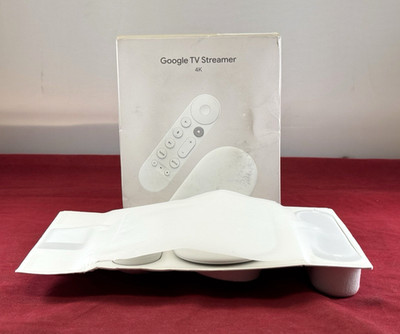 Google - TV Streamer 4K - Fast Streaming Device in 4K HDR - 32 GB