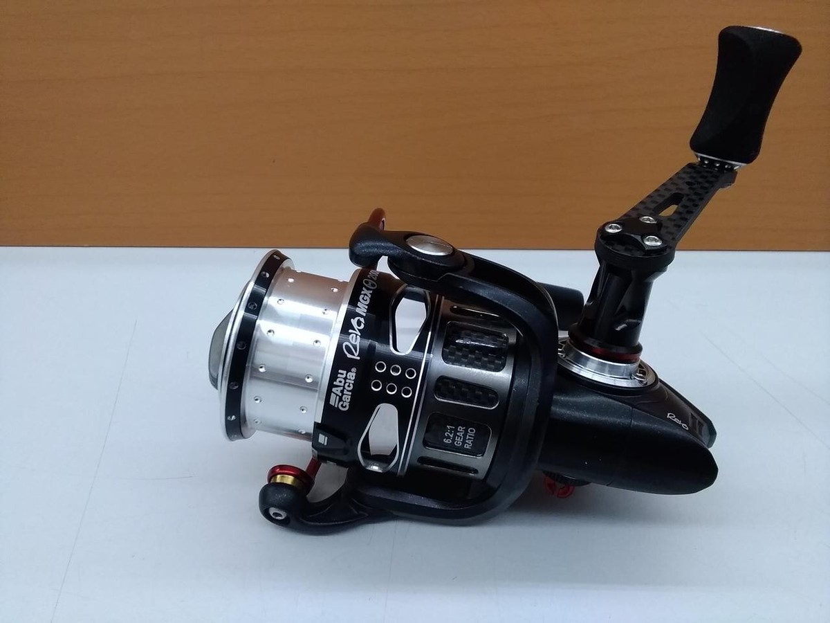 リール Abu Garcia Revo MGX THETA 2000SH Abu Garcia Revo MGX THETA 2000SH spinning reel gear 6.2:1