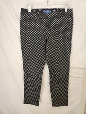 OLD NAVY WOMEN'S PIXIE PANT MID RISE BLACK WITH WHITE FLOWERS SIZE 8 REGULAR