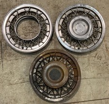 1950-1955 Cadillac Wire Wheel Oem Hubcaps Lot Of 3 Tr166
