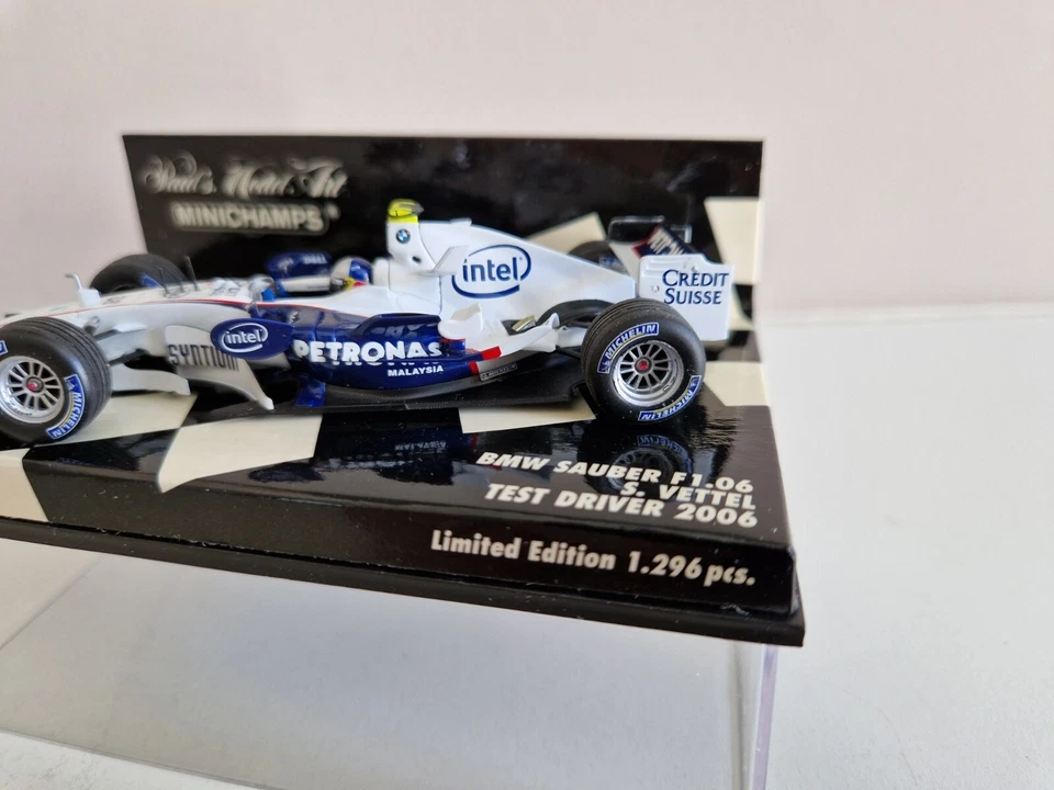 Minichamps 1/43 BMW Sauber F1.06 S.Vettel - Test Driver 2006 - 400060043 - Bild 4 von 4