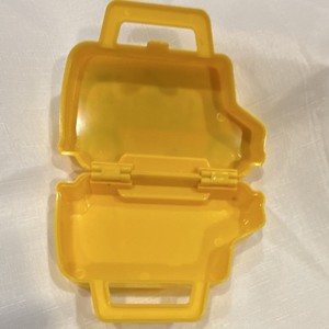 Sesame Street School Bus Yellow Plastic Lunchbox-Style Container Case