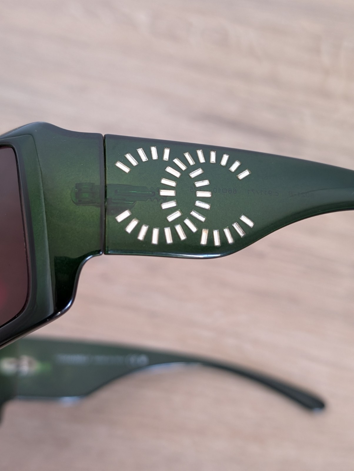 CHANEL 6021-B c.911/71 Green CoCo Mark Sunglasses  - Express Shipping to USA