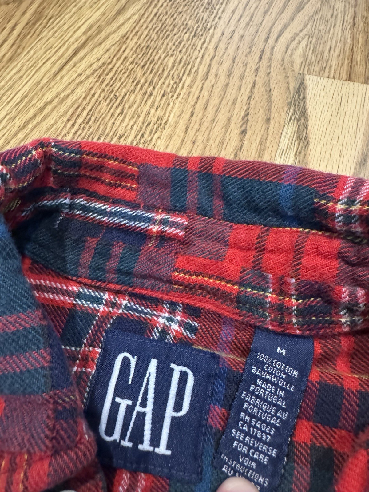 Vintage GAP Patchwork Flannel Button Up Shirt Men… - image 5