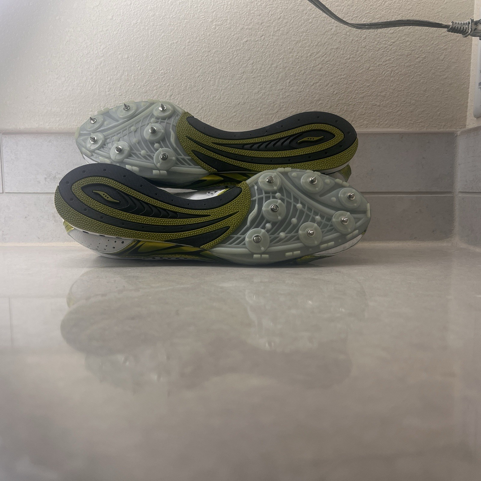 Saucony Men's Track & Field Running Shoes Athletic Spikes 10.5 Sprint Shoes thumbnail 12