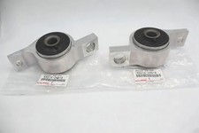 Toyota Lexus Genuine Lower Control Arm Bushing 48075-24010 48076-24010 Rc Fgs