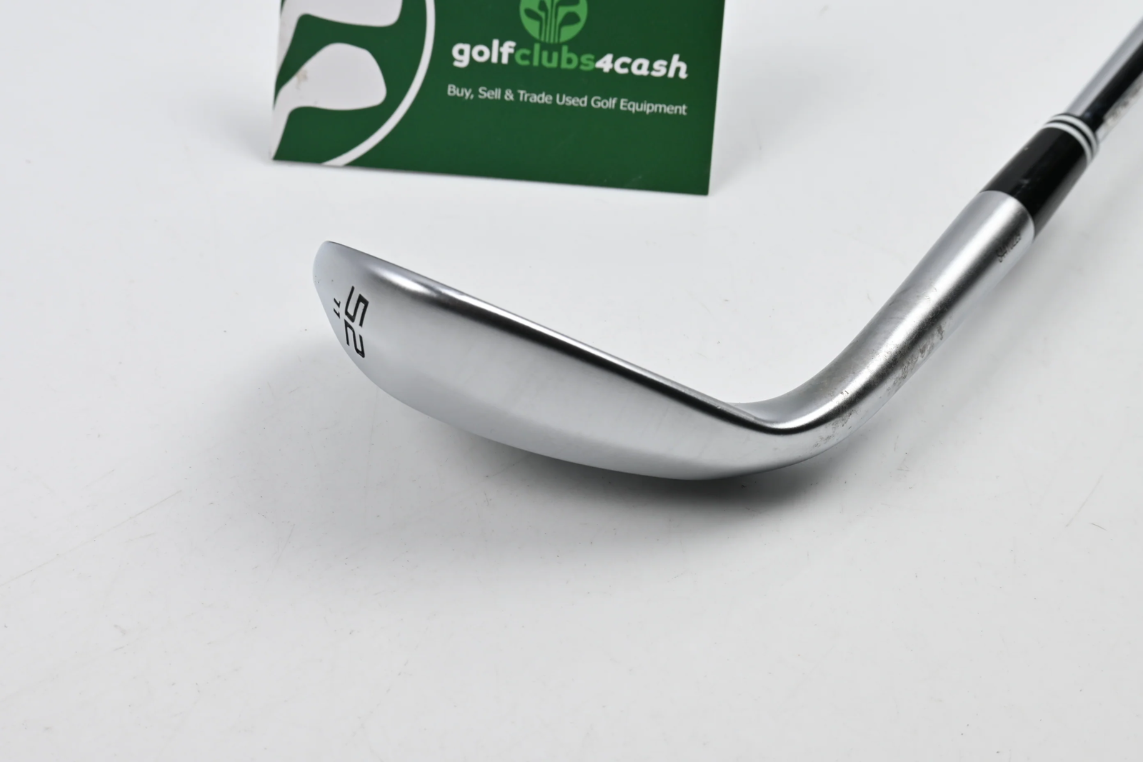 Cleveland CBX Zipcore Gap Wedge / 52 Degree / Wedge Flex Dynamic Gold