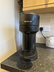 Nespresso by Magimix Vertuo Next Pod Kaffeemaschine - Weiß